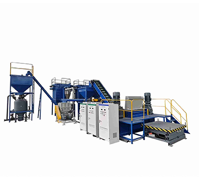 WPC地板粉碎生產(chǎn)線(xiàn)